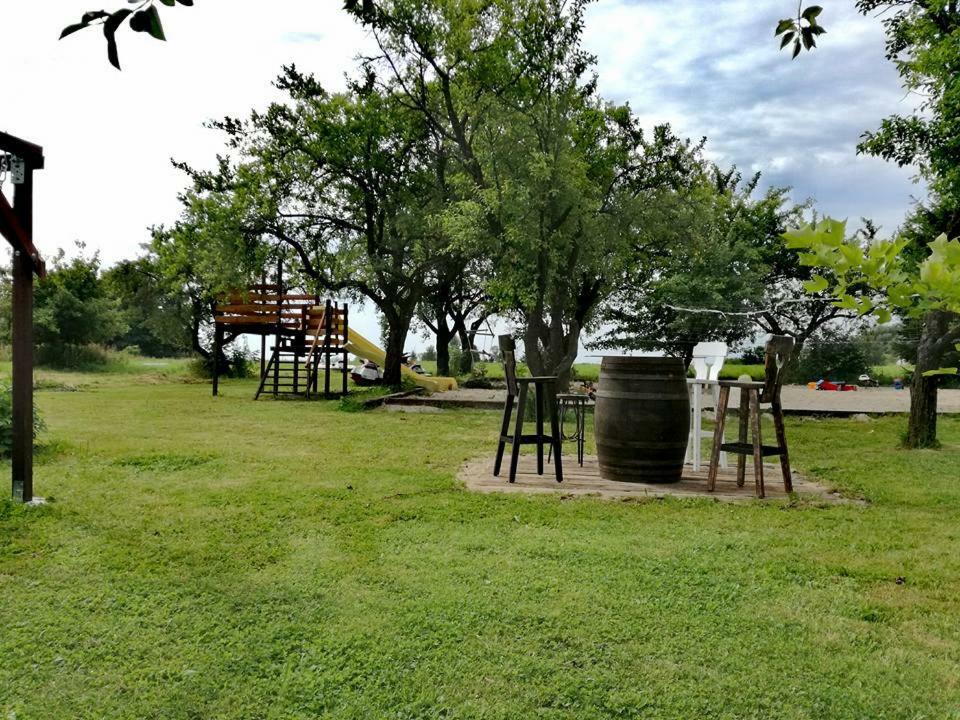 Agroturystyka U Karoliny Sarbinowo Esterno foto
